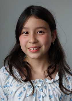 03,Zara Black Monarch 25  profile image