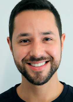 2,Luiz Brito Monarch Headshot 7  profile image