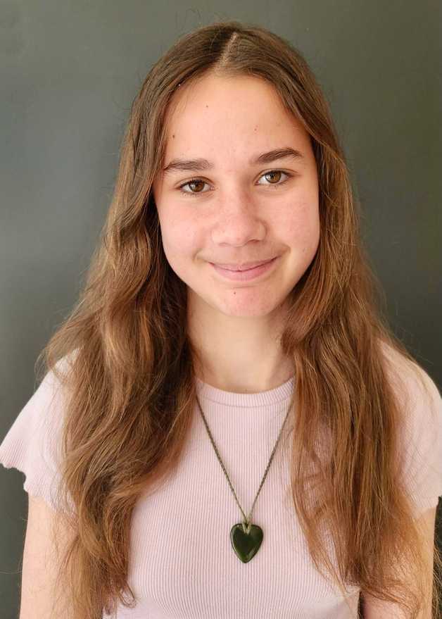 01,Mila Thurston Monarch 25 profile image