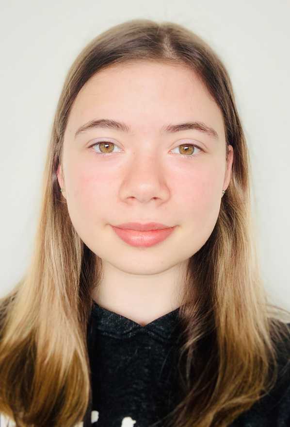 01,Lucienne Holtz Monarch 21 profile image