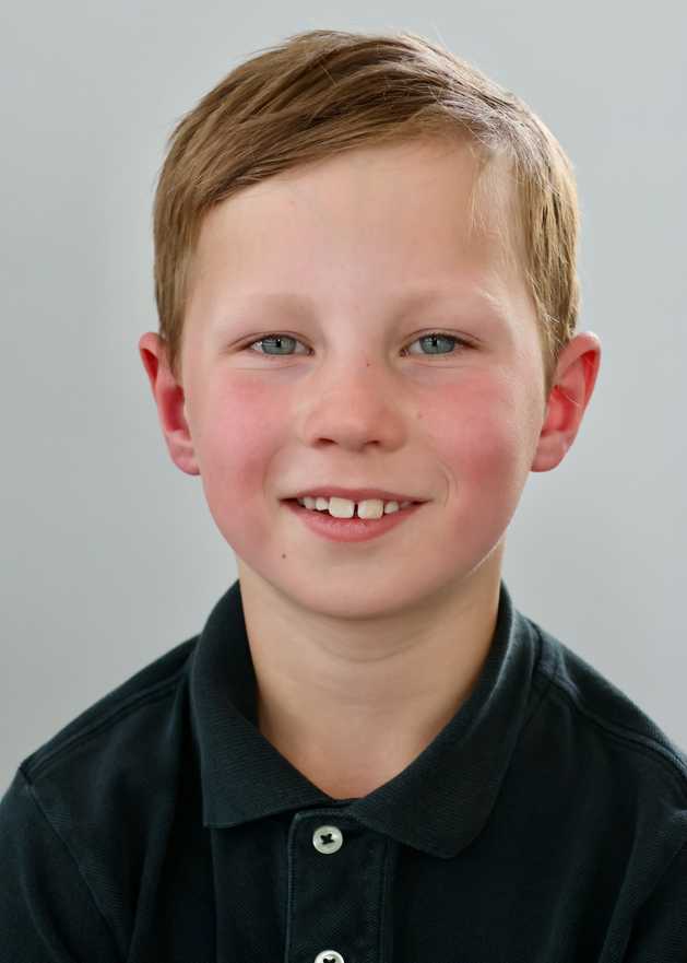 01,Oscar Charlton Monarch 25 profile image