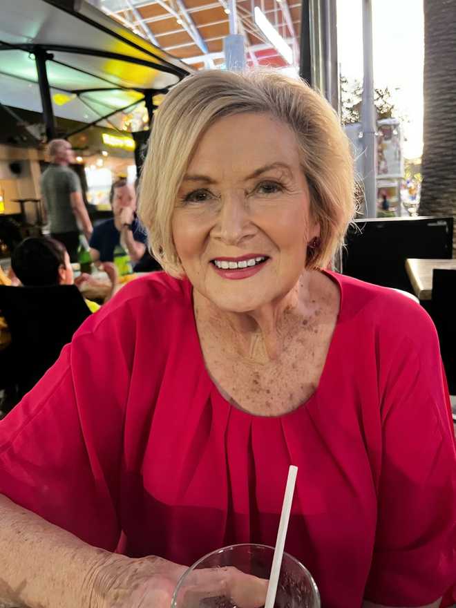 03,Eva Boyer Monarch 22 profile image