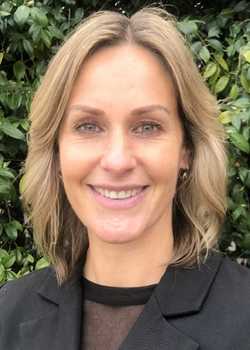 Elizabeth Koni  profile image