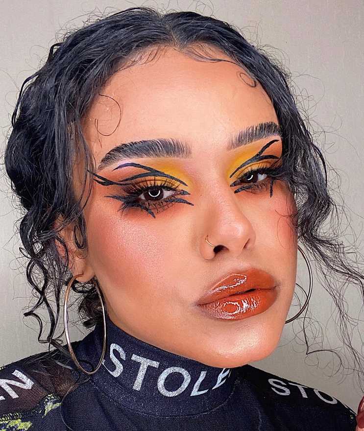 08,Tallulah Mclean Monarch MakeupByTea profile image