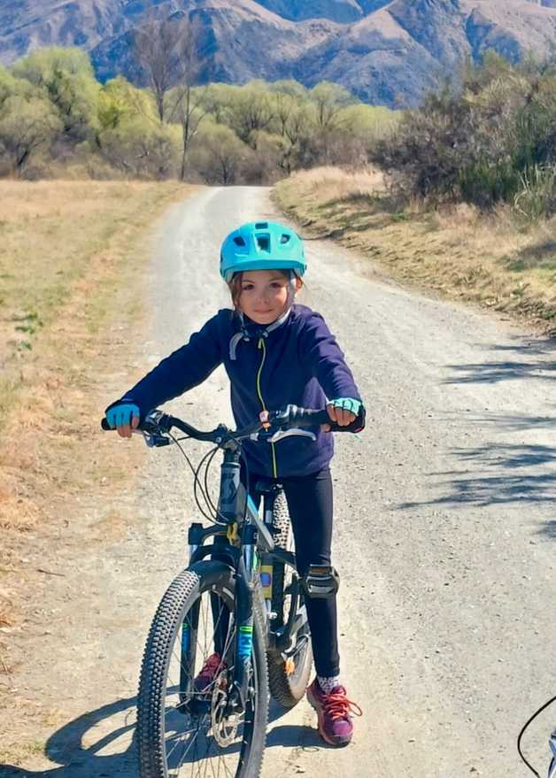 06,Lia Van Den Berg Monarch 25  profile image