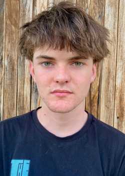 01,Max Hollebon Monarch 24  profile image