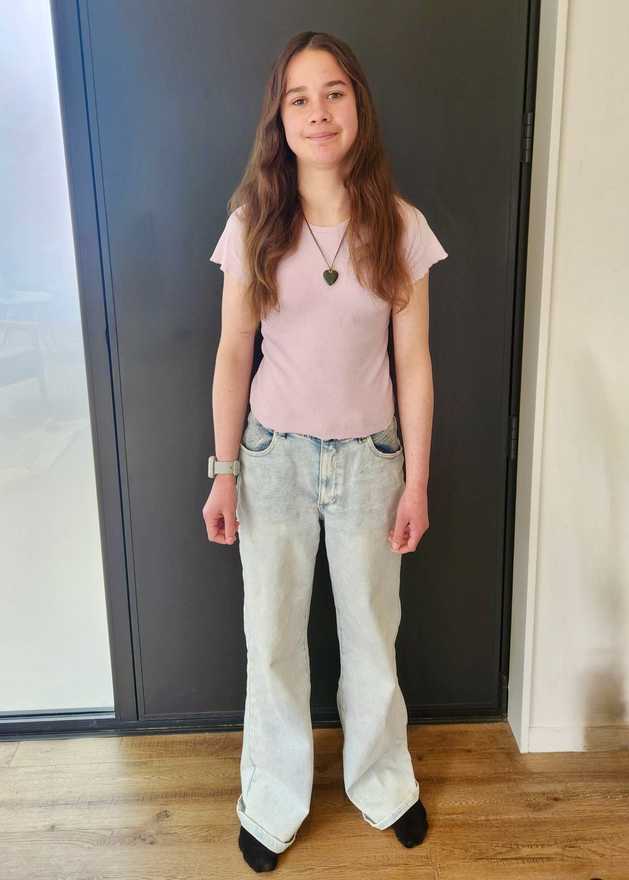 02,Mila Thurston Monarch 25 profile image