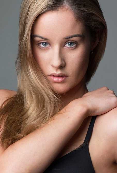 01,Janelle Docherty Monarch 21 profile image
