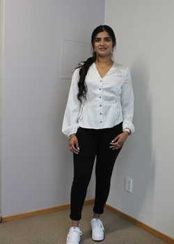 03,Srishtika Randhawa Monarch 21  profile image