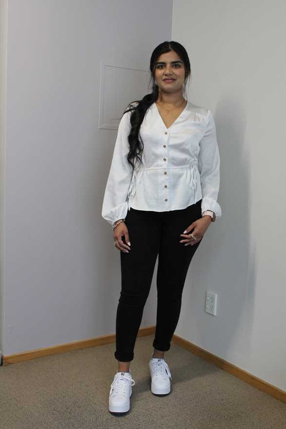03,Srishtika Randhawa Monarch 21 profile image