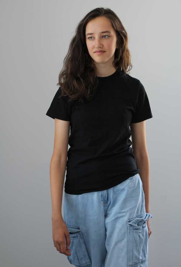 05,Niamh Groenen Monarch 24 profile image