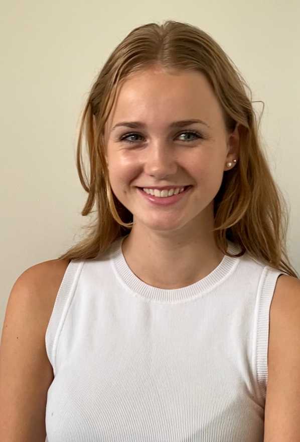 09,Sasha McKenzie Monarch 23 profile image