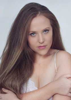 Samantha Cornish Monarch 03  profile image