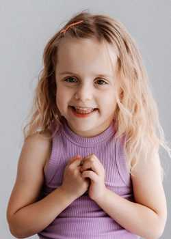 1,Indi Devery Monarch 24  profile image