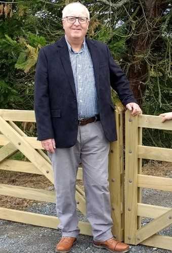 Graham Larsen FullLength profile image