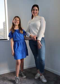 02,Mel and Ashlyn Monarch 24  profile image