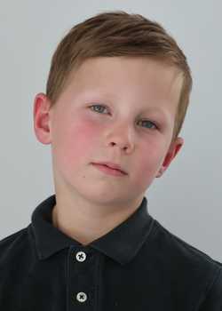 03,Oscar Charlton Monarch 25  profile image