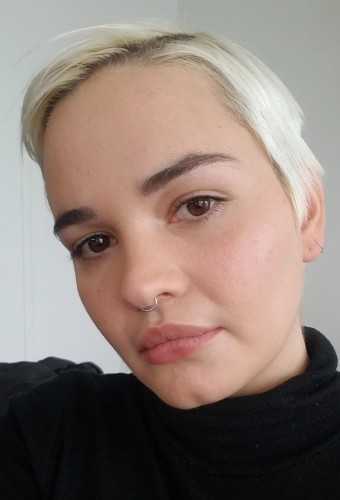 Becky Moss 1 profile image