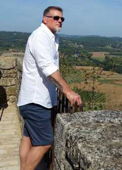 Peter Walker Monarch 03  profile image