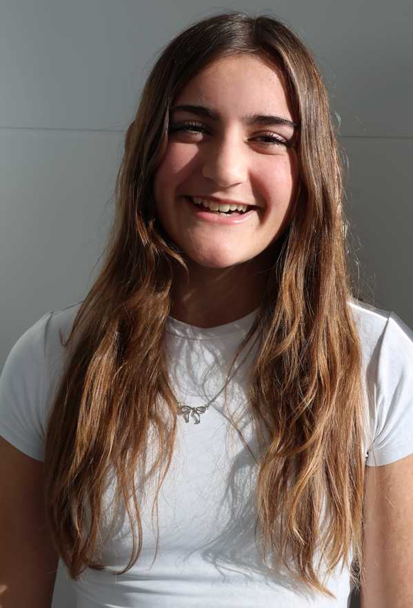 09,Luana Kirchoff Monarch 24  profile image