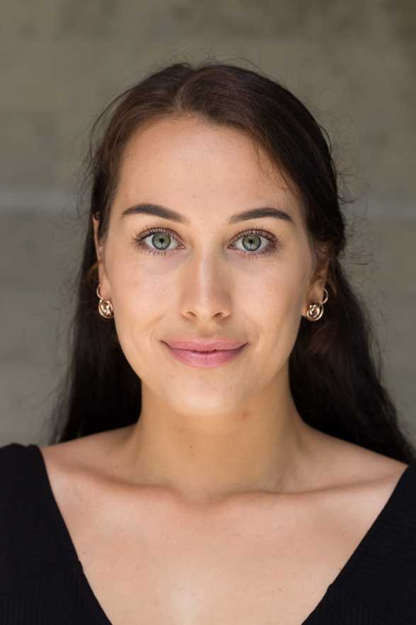 1,Shauni Wallace monarch 18 profile image