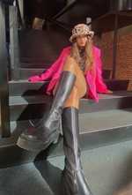 Taylor-Grace Peyroux Profile