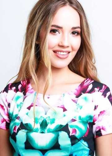 Michaela Potier Monarch2015a profile image
