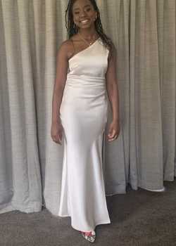 Maita Mackenzie Full Length  profile image